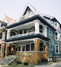 436 W. Washington Ave. Exterior